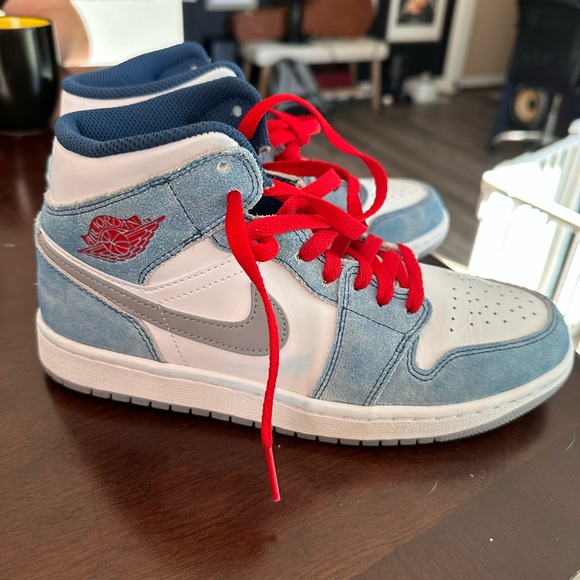 Nike Air Jordan (blue and red) - Picture 5 of 5